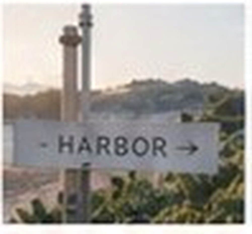HARBORの案内板